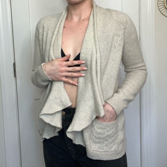 Soft Romantic Cream Curtain Cardigan - Picture 7 of 10